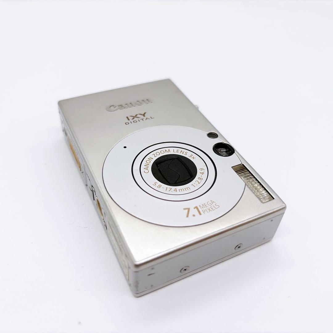 Canon Compact Digital Camera Ixy 10
