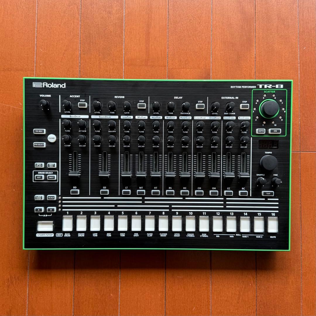 Roland Rhythm Machines Tr-8 7X7 Expansion 707/808/909
