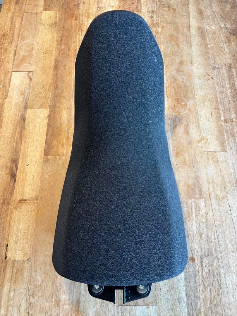 Yamaha Seats 700
