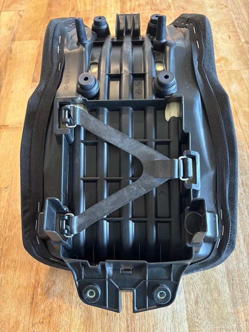 Yamaha Seats 700