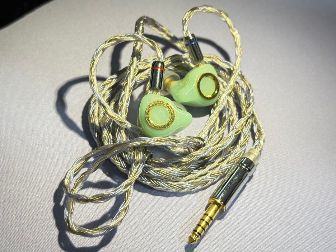 Recableable Earphones Tfz/ Live X