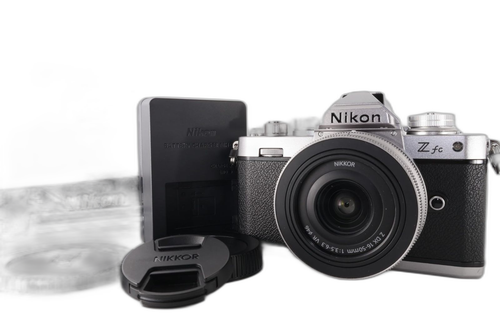 Nikon Mirrorless Interchangeable Lips 4550 Z Fc Nikkor Dx 16-50Mm F/3.5-6.3 Vr