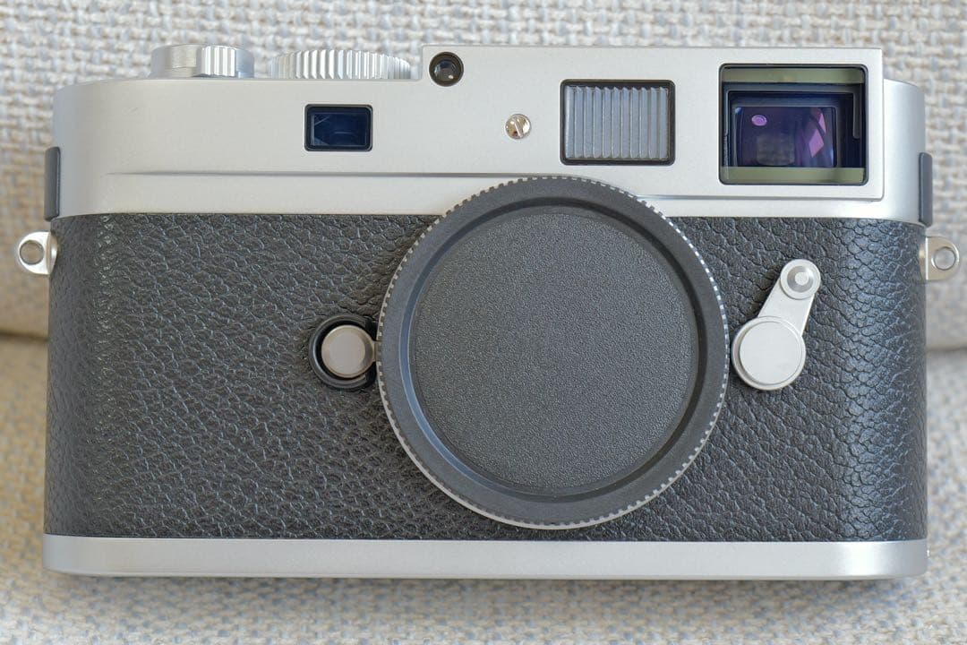 Leica Rangefinder Cameras 7/4 M9-P 5 Ccd Id 15