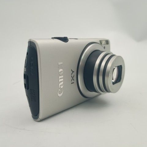 Canon Compact Digital Camera Ixy 600F Silver