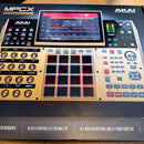Akai Professional Sampler Mpc X Special Edition Gold