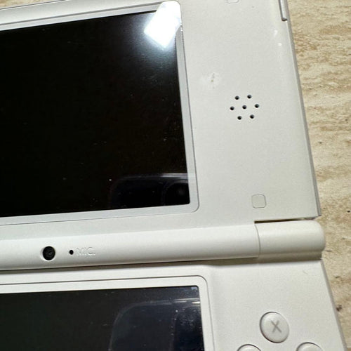 Nintendo Ds Consoles (Dsi) Dsill 6588