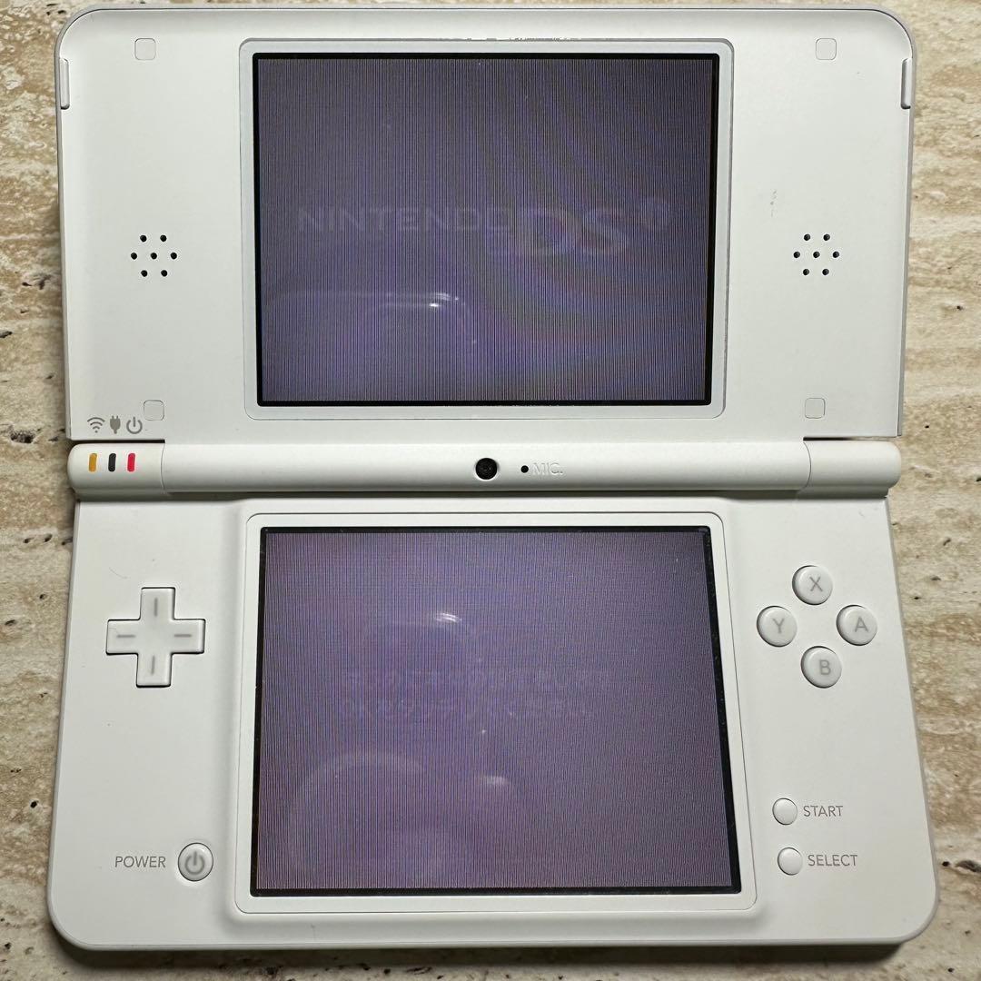 Nintendo Ds Consoles (Dsi) Dsill 6588