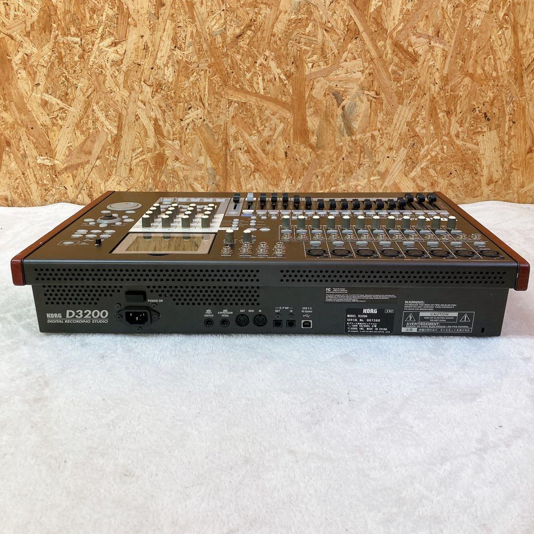 Multitrack Recorders Korg D3200