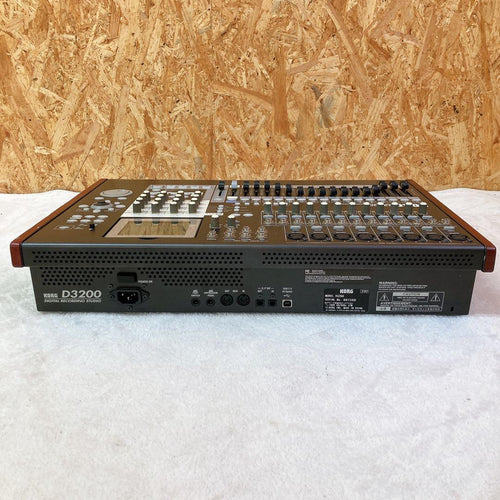 Multitrack Recorders Korg D3200