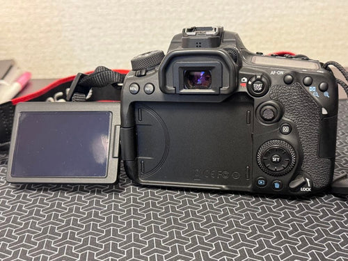 Canon Digital Slrs Eos 90D