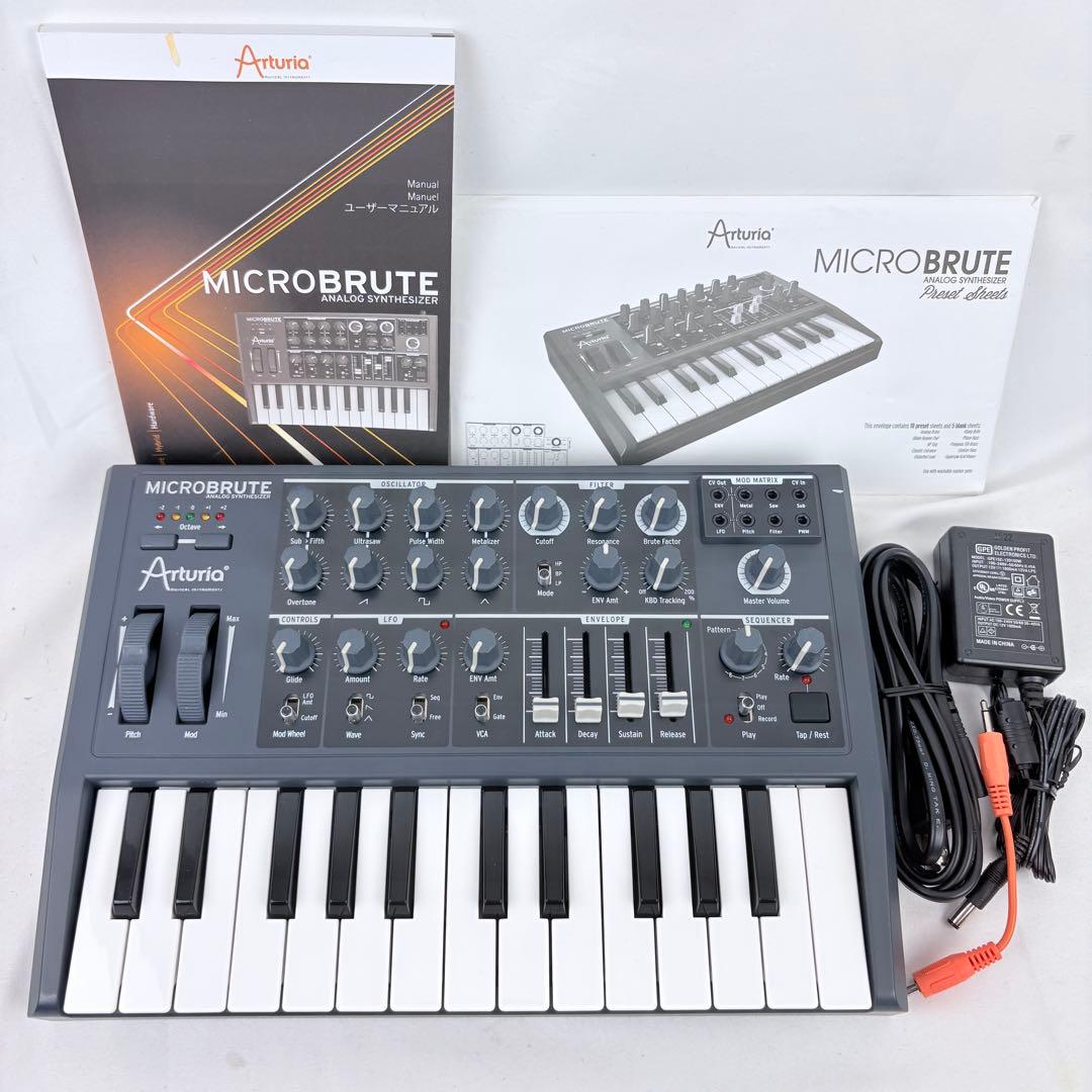 Analog Synthesizer Arturia Microbrute