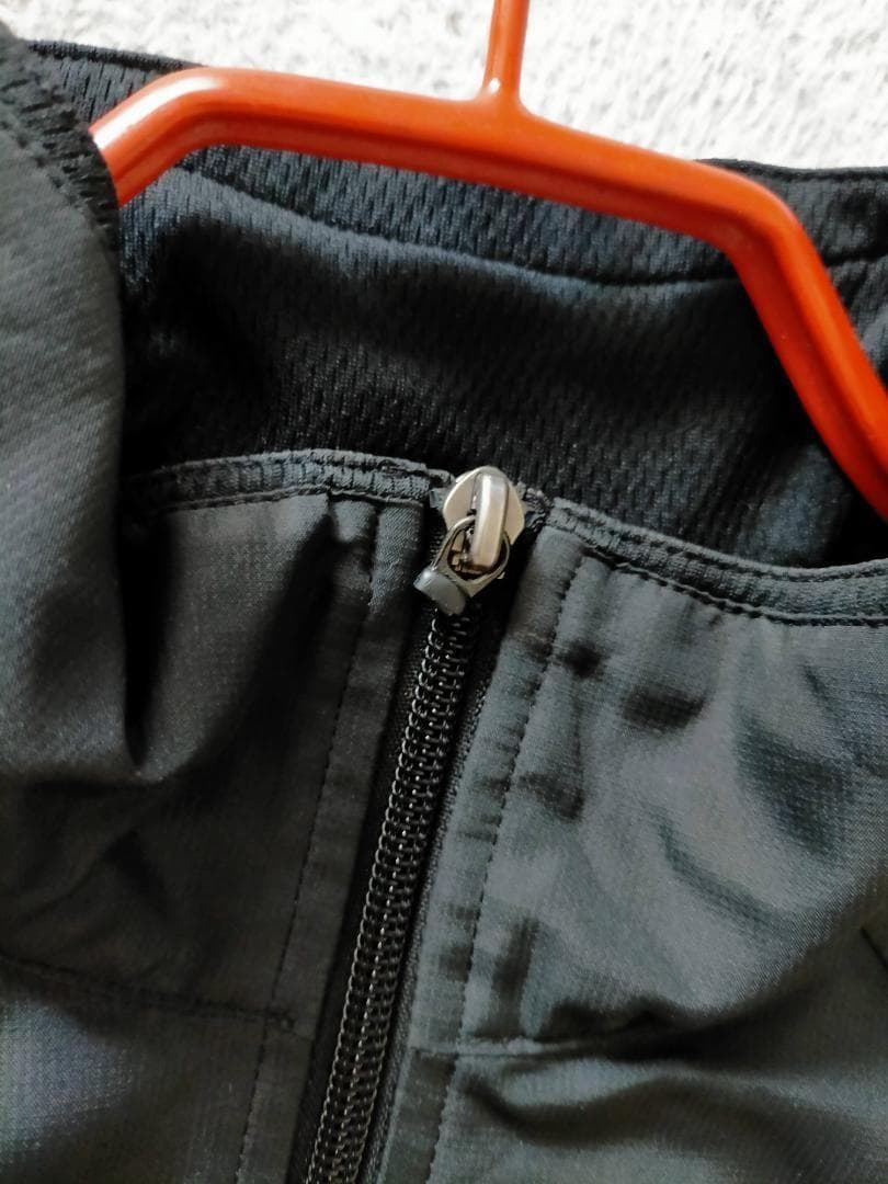 Adidas Outerwear Windbreakers S