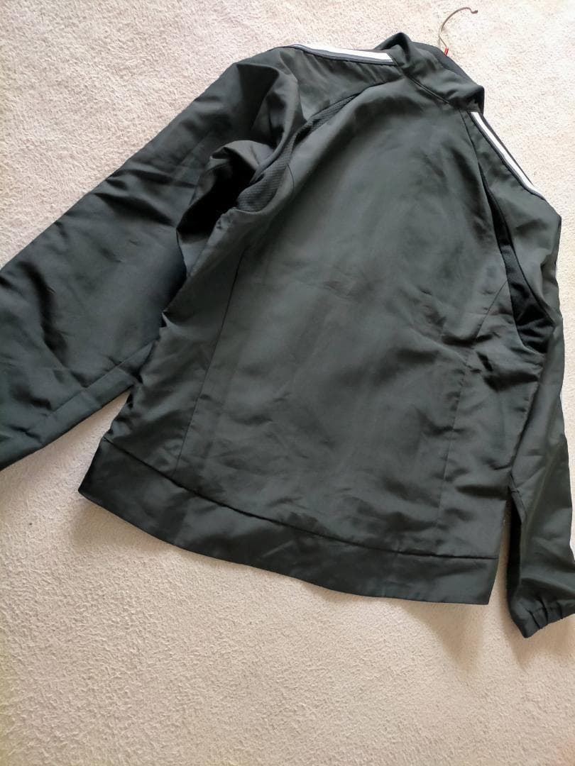 Adidas Outerwear Windbreakers S