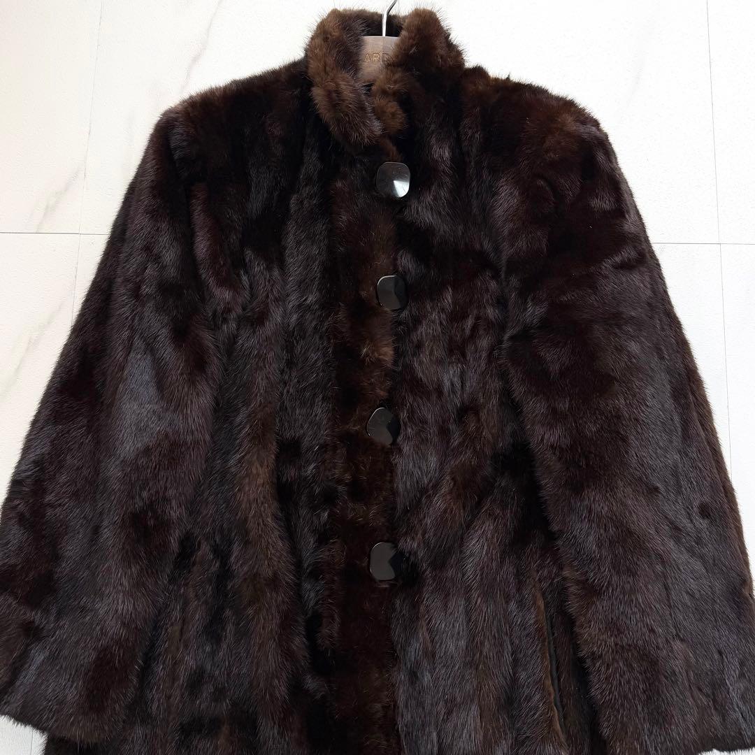 Yves Saint Laurent Fur Coats 112