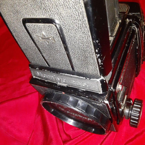 Mamiya Large -Size Medium Format Camera (Film) Rb67 Pros