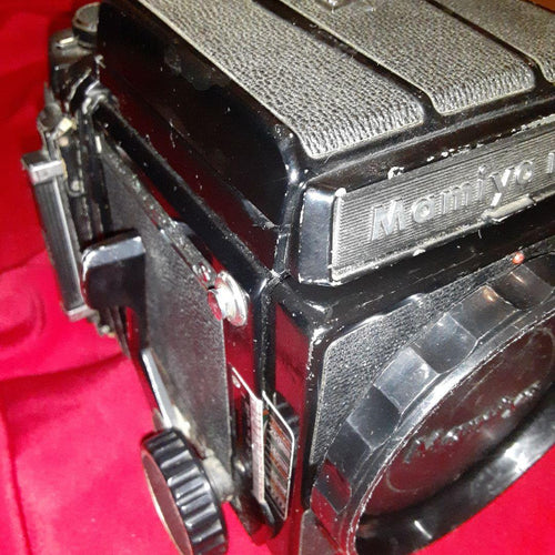Mamiya Large -Size Medium Format Camera (Film) Rb67 Pros