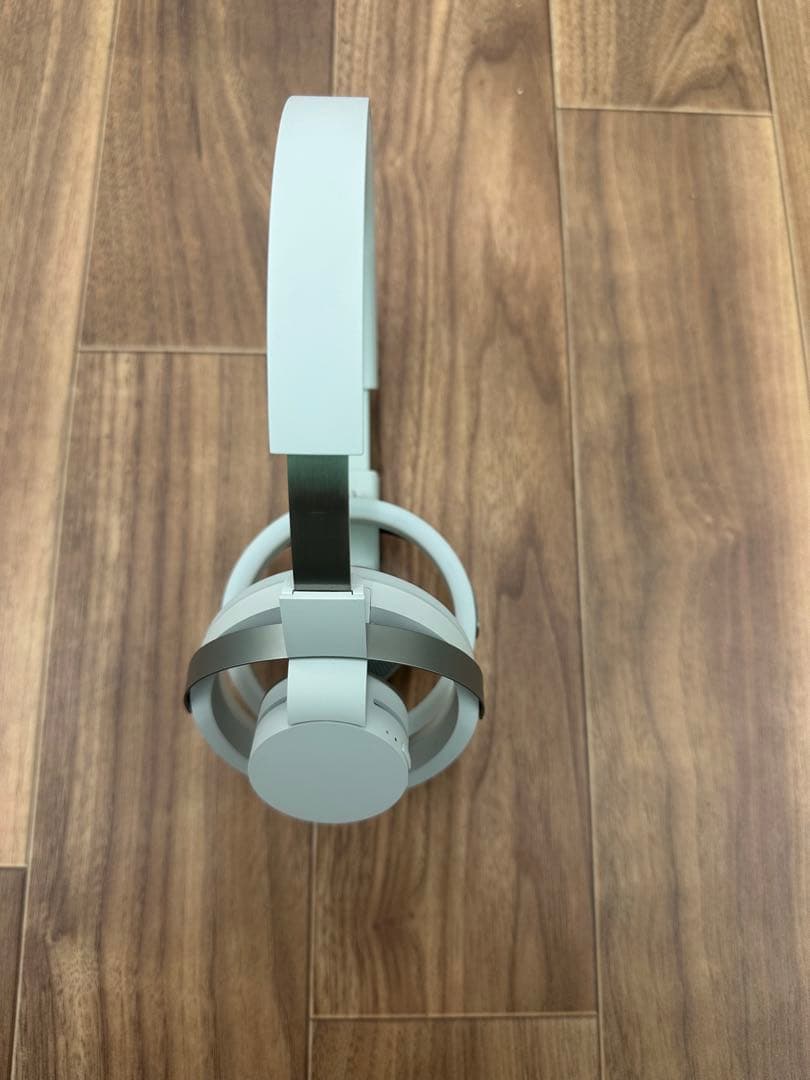 Wireless Headphones Nwm One
