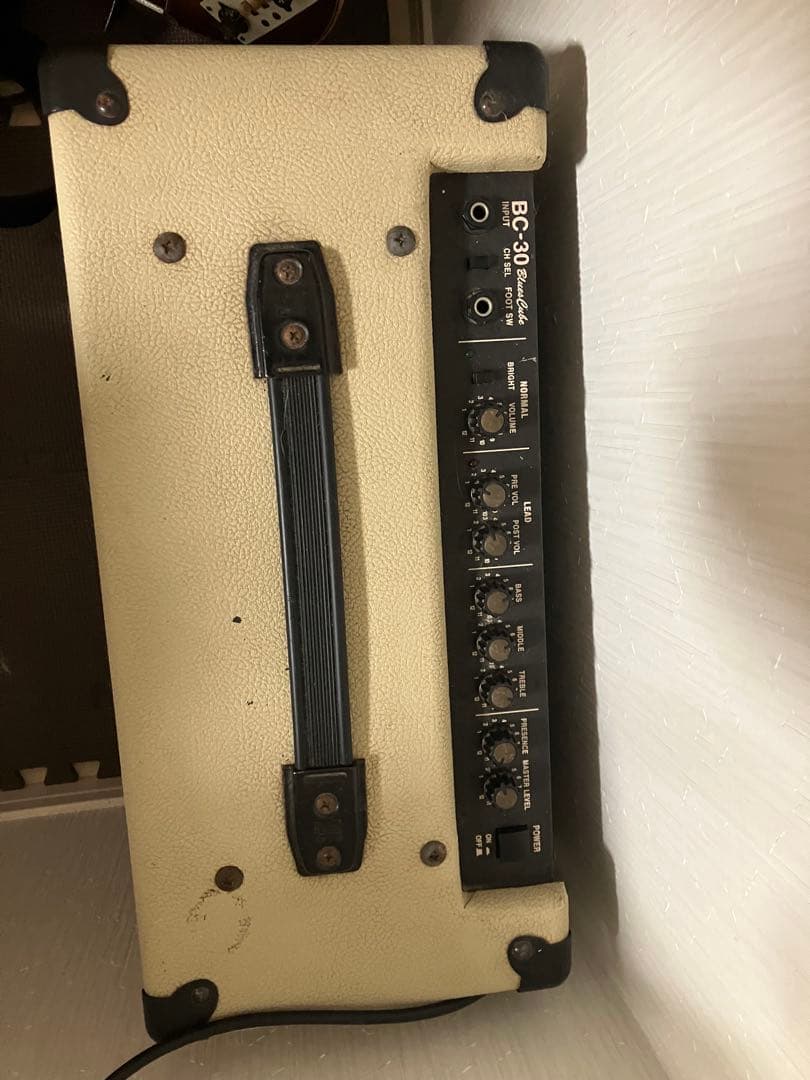 Roland Guitar Amplifier Bc-30