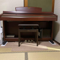 Yamaha Keyboards Digital Pianos Clp240