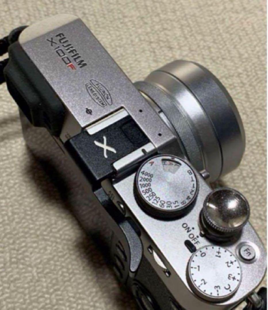 Fujifilm Mirrorless Interchangeable Lips X100