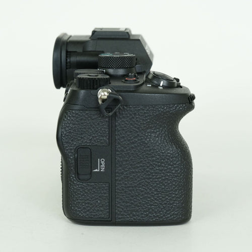 Sony Mirrorless Interchangeable Lips 6,900 7 Iv Ilce-7M4 E
