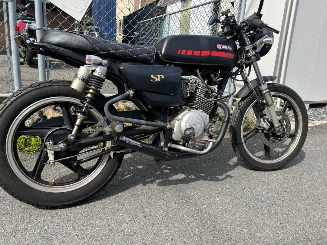 Yamaha Motorcycle Body Yb125Sp 1
