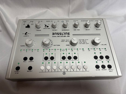 Hardware Sound Source Acidlab Bassline3