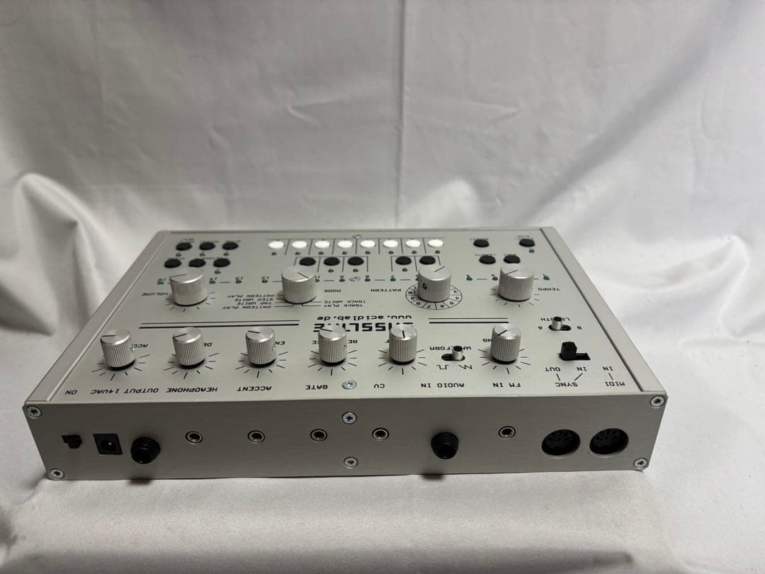 Hardware Sound Source Acidlab Bassline3