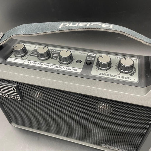 Roland Guitar Amplifiers Mobile Cube