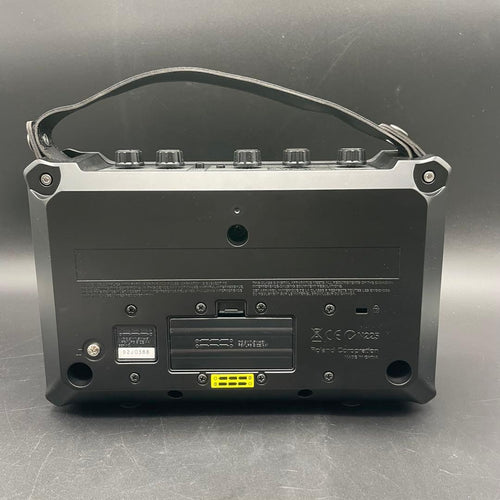 Roland Guitar Amplifiers Mobile Cube