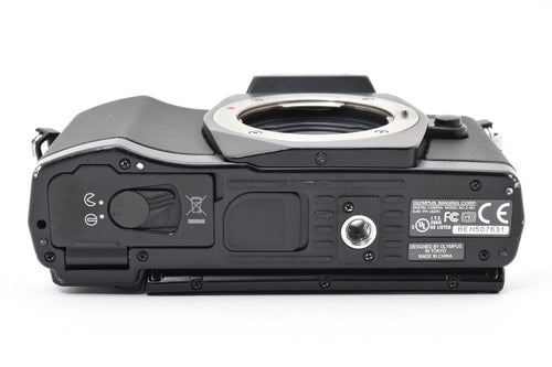 Olympus Mirrorless Interchangeable Lips :15,632 Om-D E-M5 4081