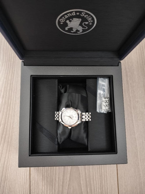 Grand Seiko Quartz Watches