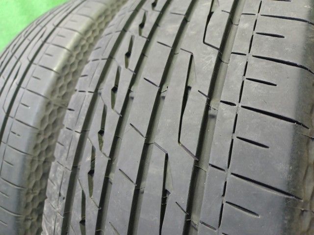 18 Inches Bridgestone Lx100 235/65R18 4 2 5