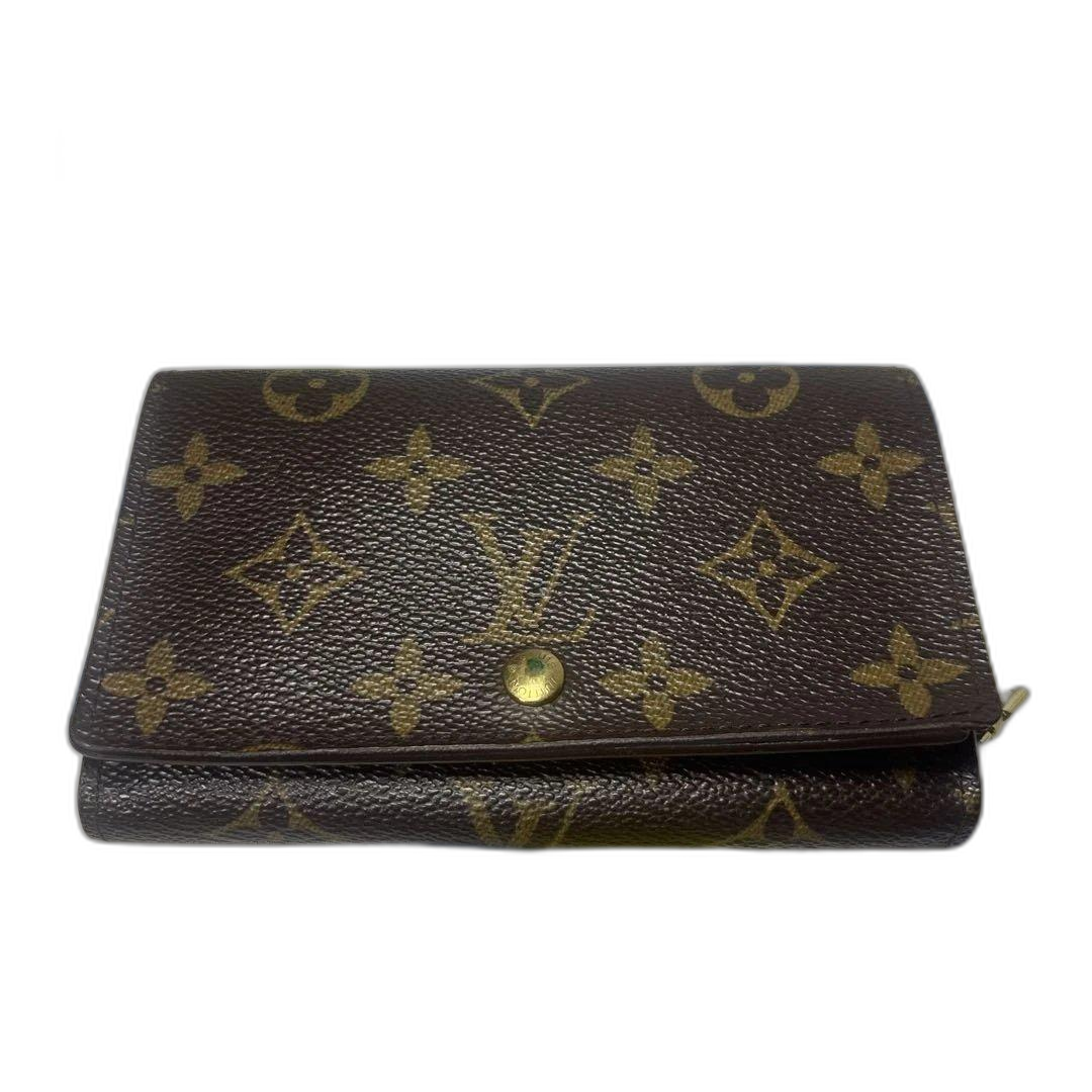 Louis Vuitton Bi-Fold Wallet