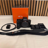 Sony Mirrorless Interchangeable Lens Cameras 7 Iv
