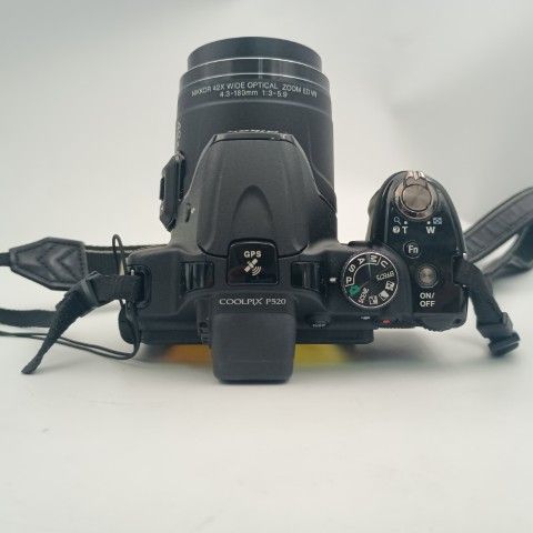 Nikon Compact Digital Camera Coolpix P520 Black