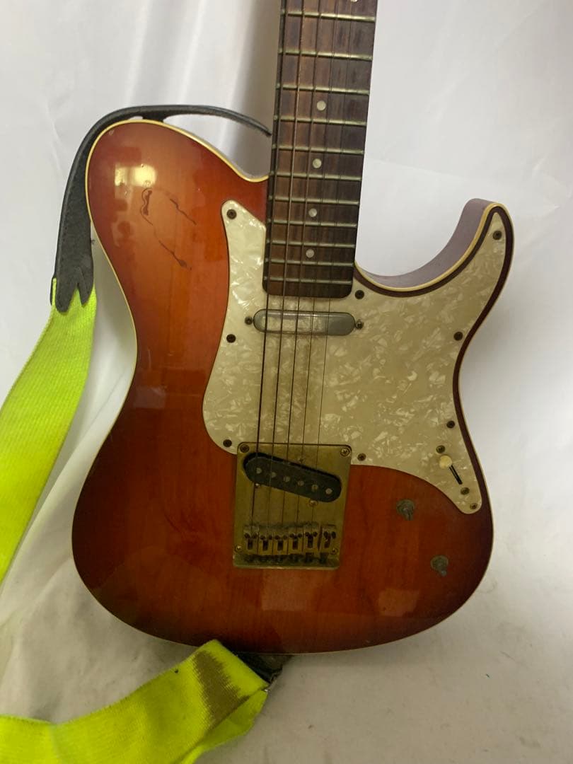 Yamaha Electric Guitar Pacifica 302S