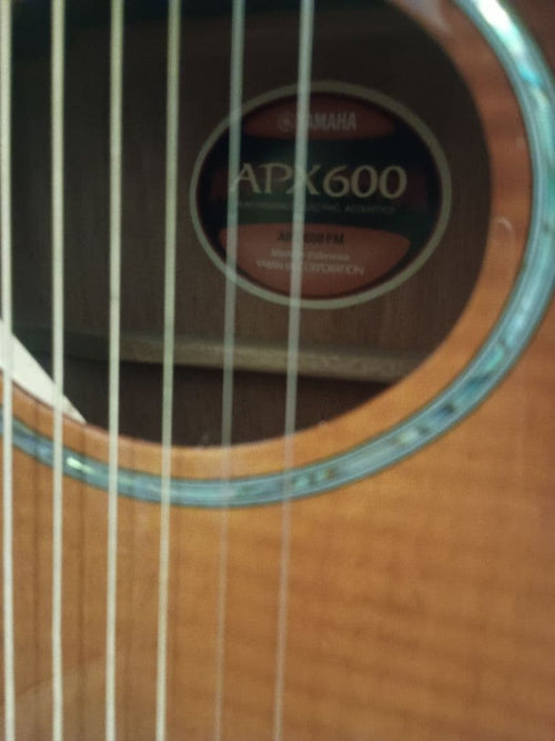 Yamaha Acoustic Guitars Apx600 Fm