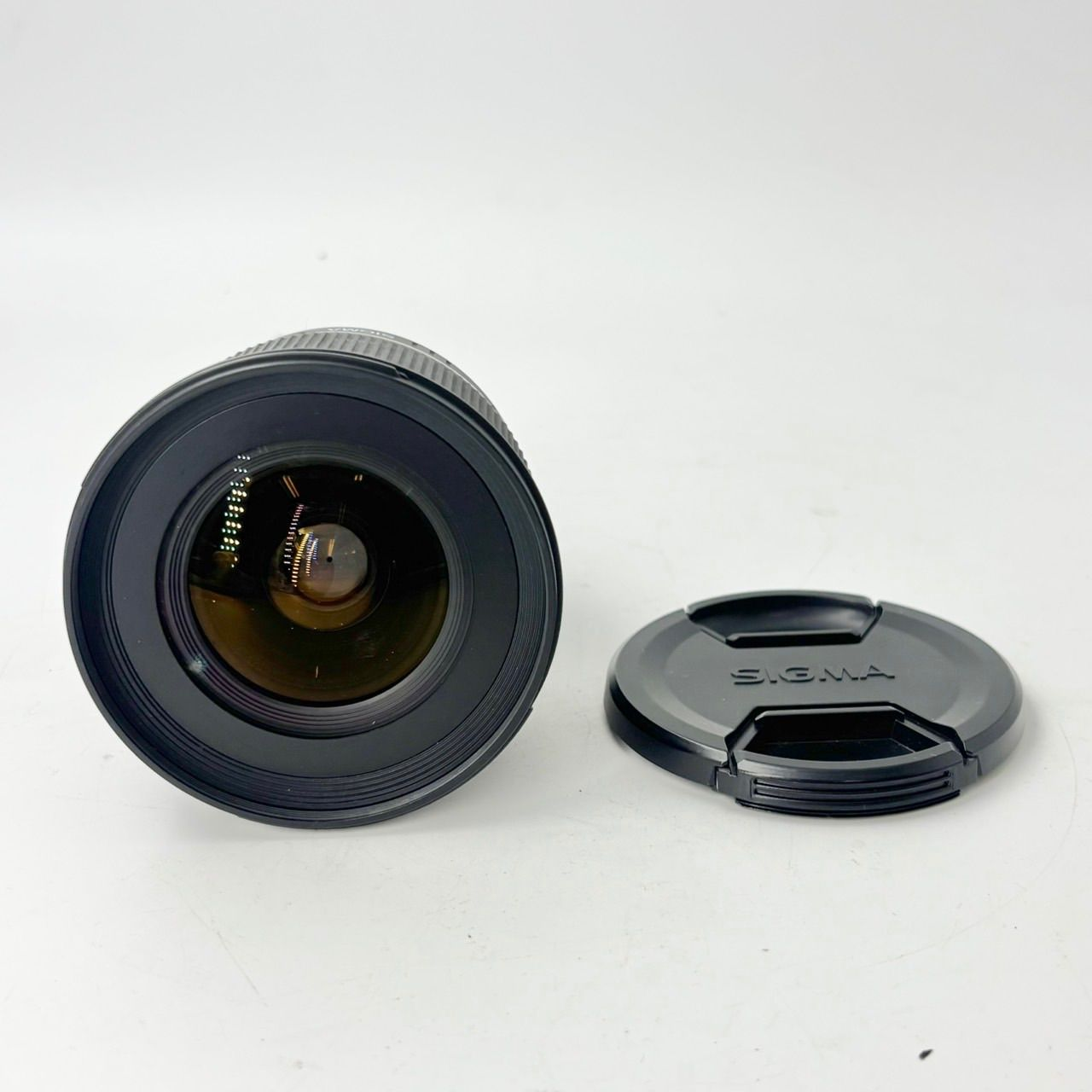 Lens (Single Focus) Sigma F1.8 Ex Dg Aspherical Macro 1923