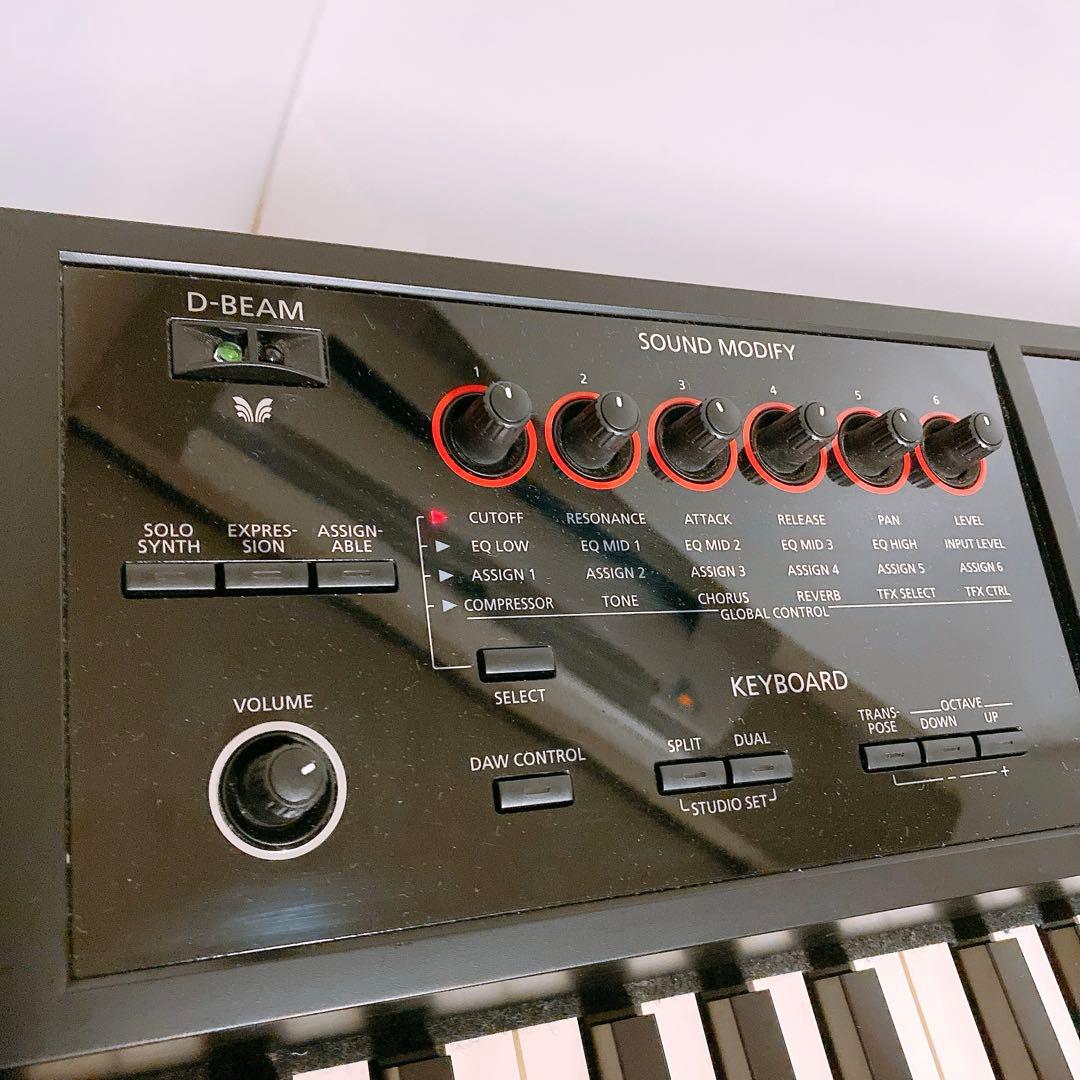 Roland Analog Synthesizer Fa-08