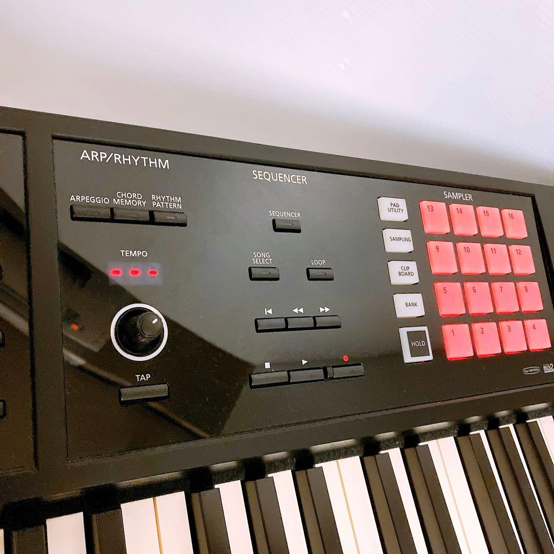 Roland Analog Synthesizer Fa-08