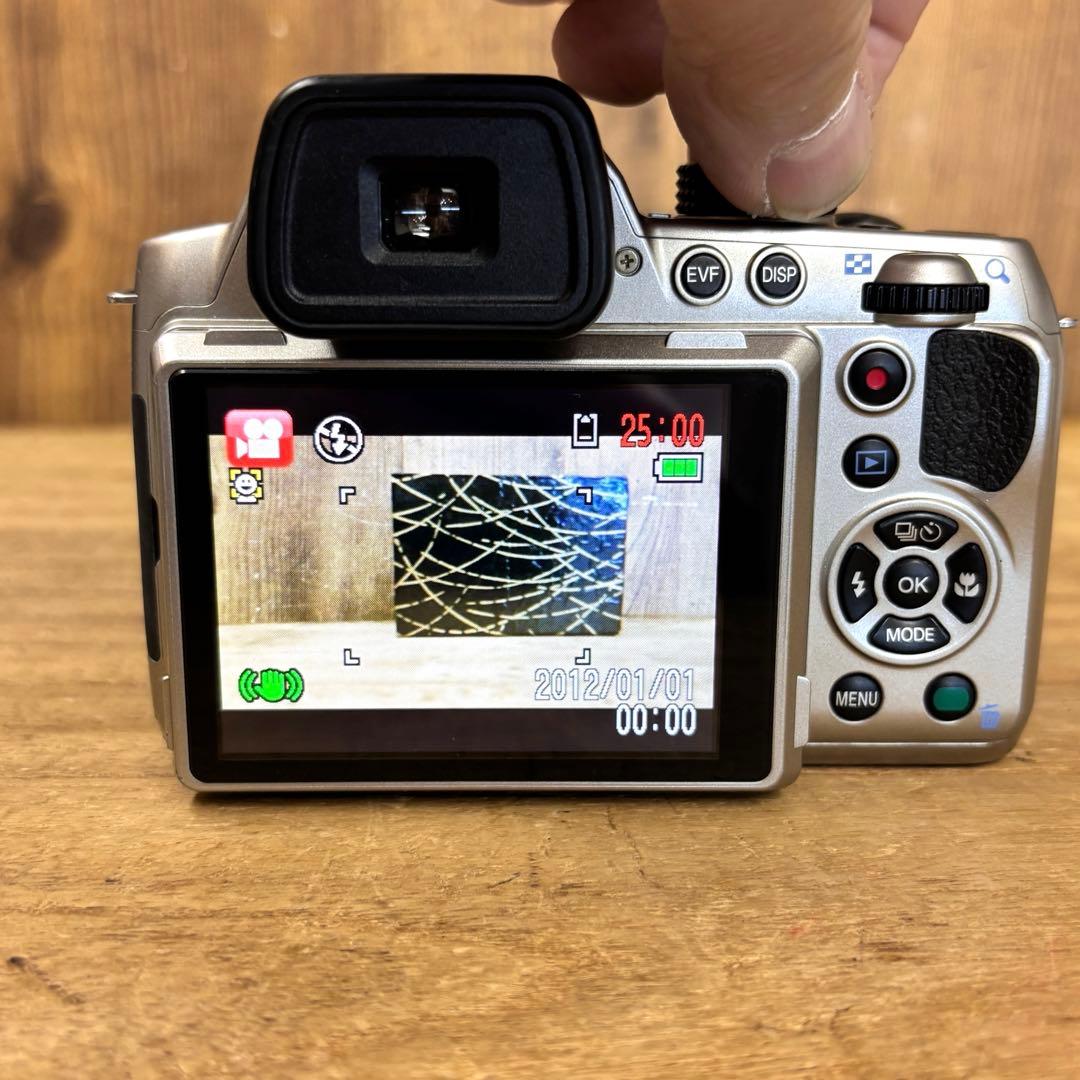 Pentax Compact Digital Camera X-5 3