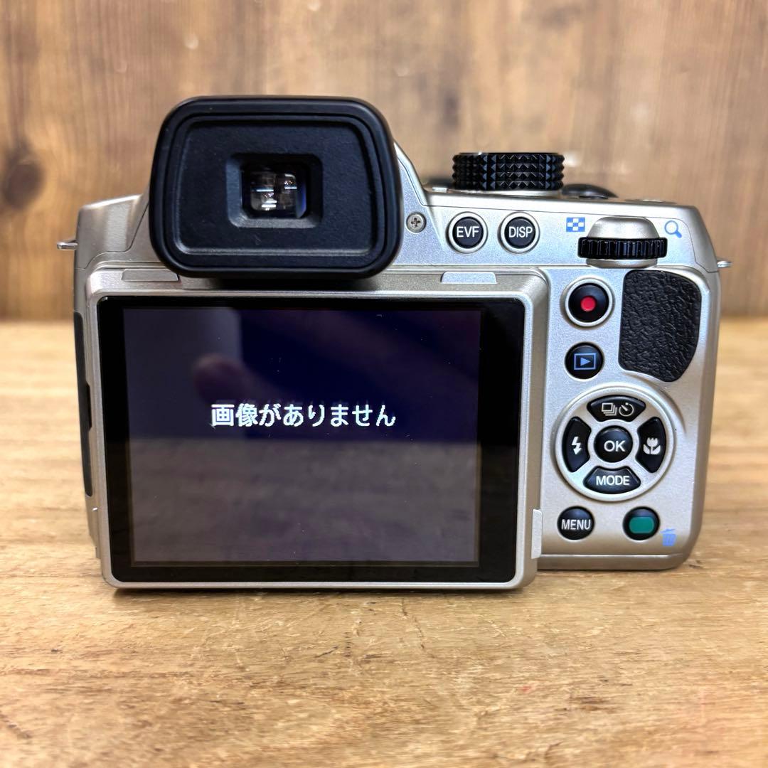 Pentax Compact Digital Camera X-5 3