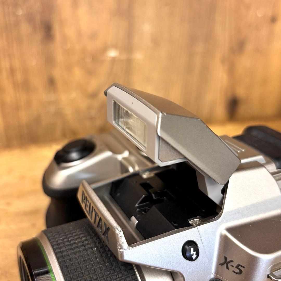 Pentax Compact Digital Camera X-5 3