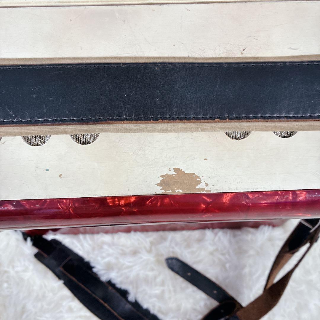 Yamaha Accordions 32 21