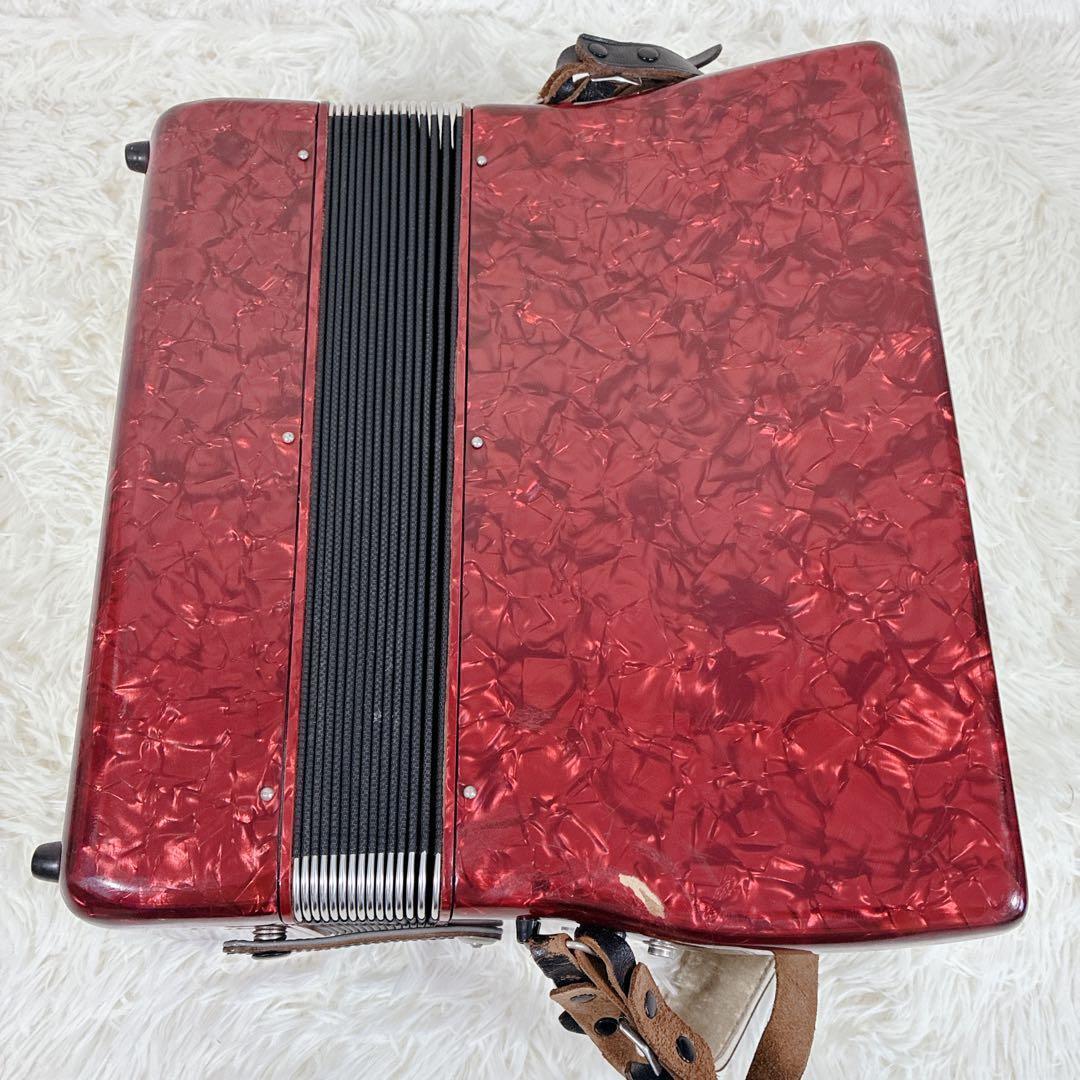 Yamaha Accordions 32 21