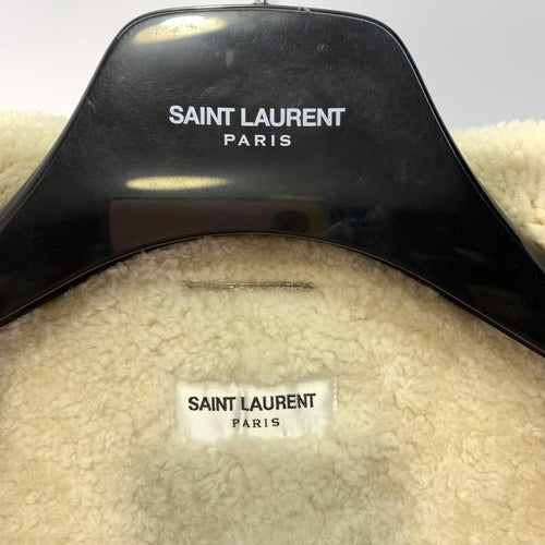 Saint Laurent Otros 44[17]