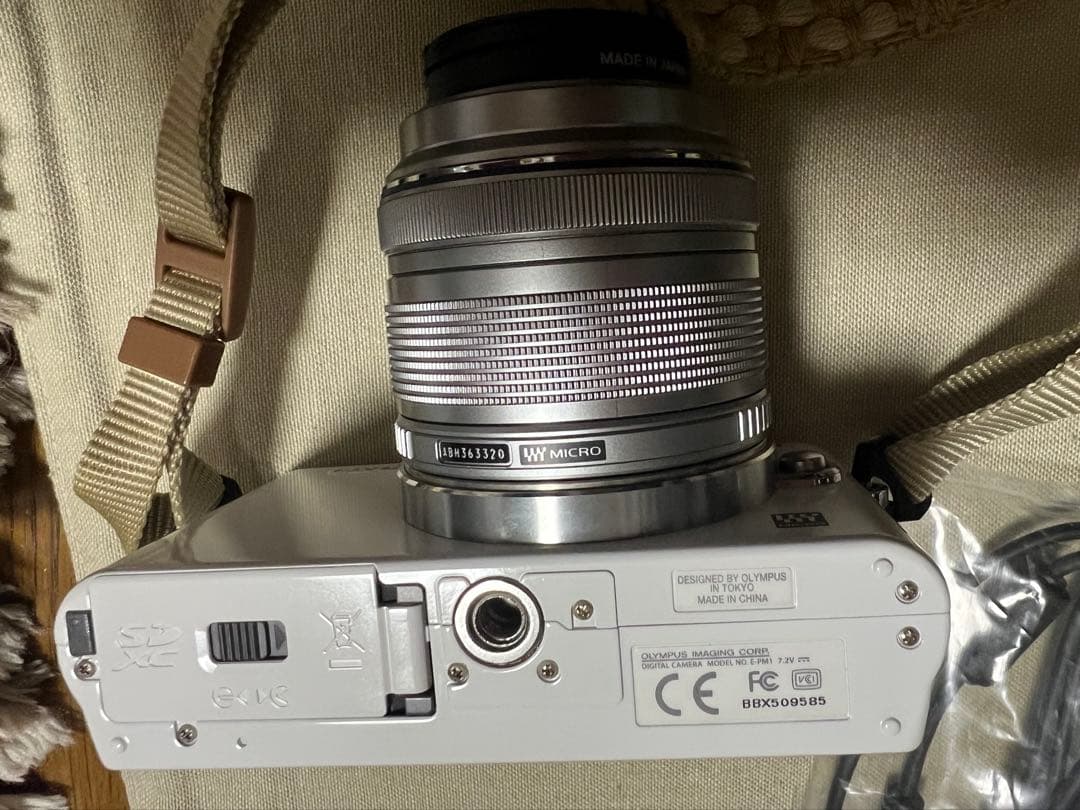 Olympus Mirrorless Interchangeable Lens Cameras Pen Mini E-Pm1