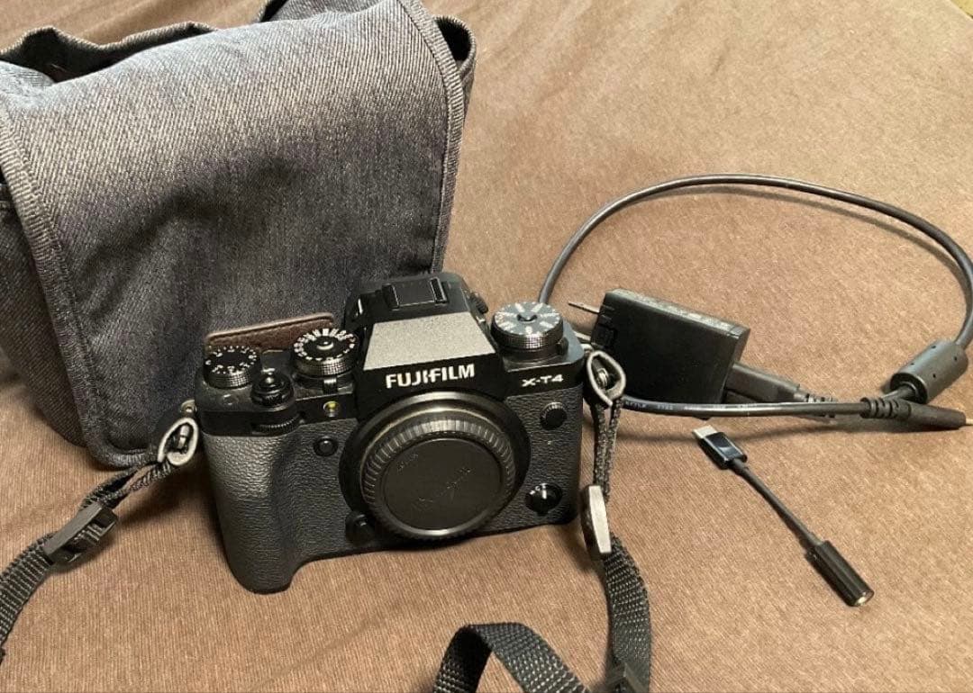 Fujifilm Mirrorless Interchangeable Lens Cameras X-T4