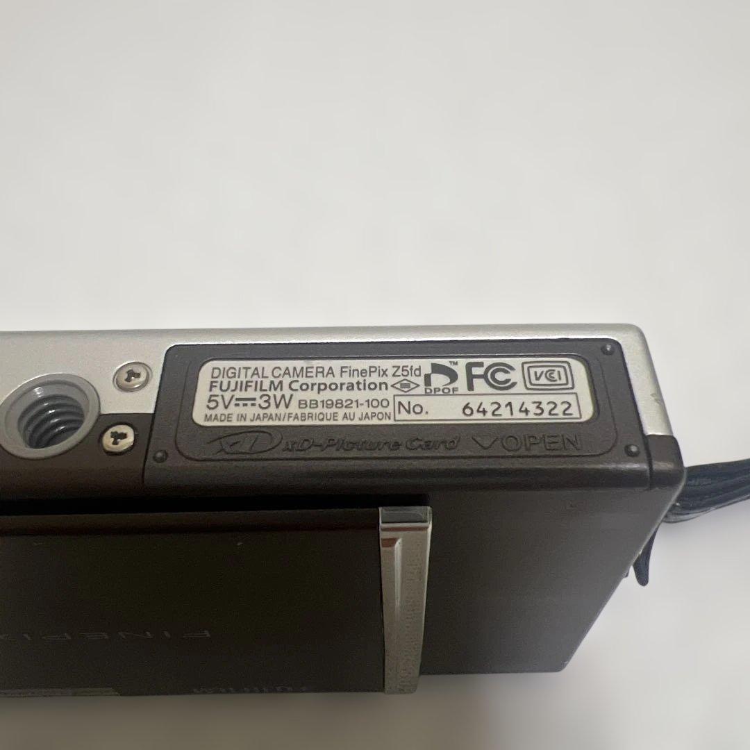 Compact Digital Cameras Fujifilm Finepix Z5Fd